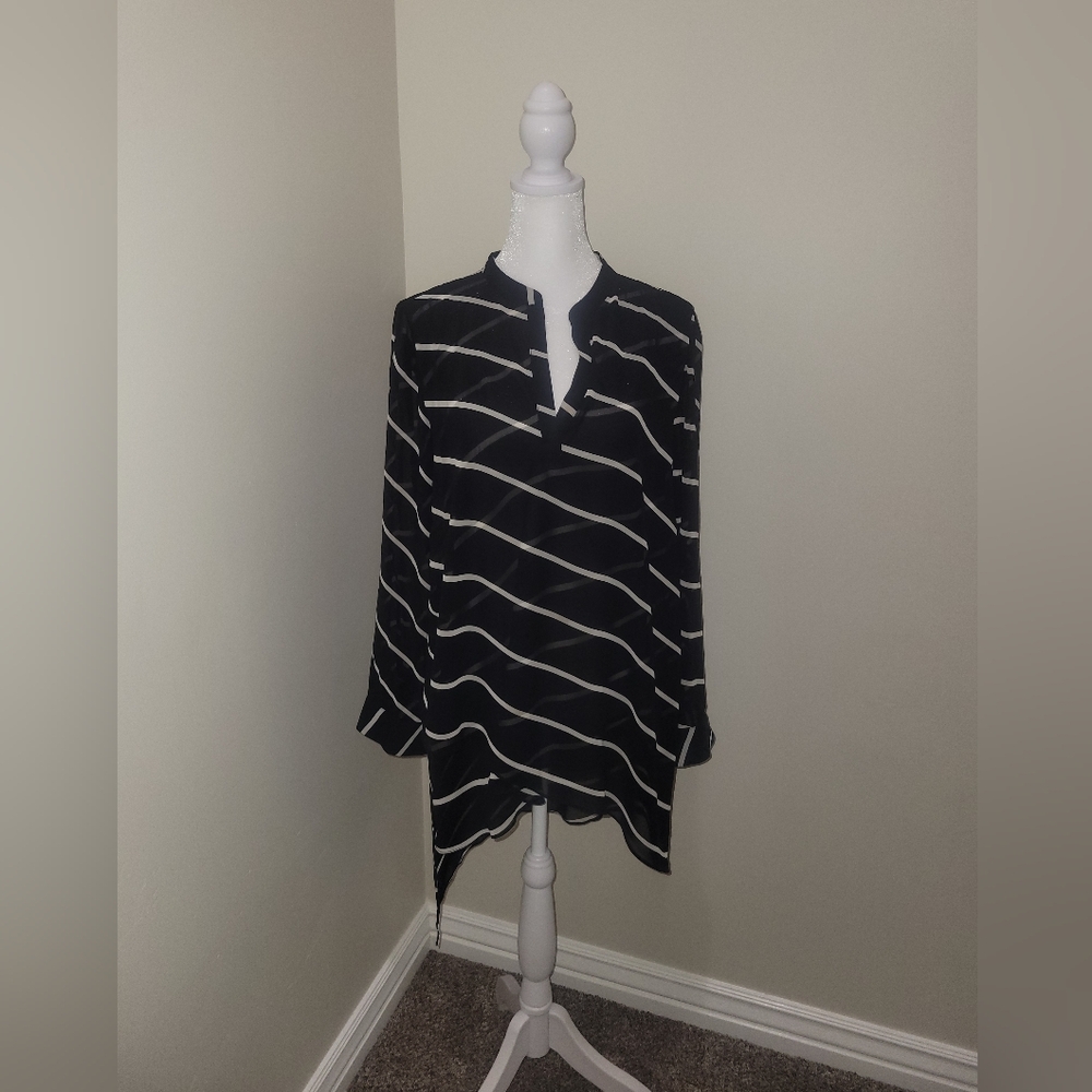 Chico's Long Sleeved Overlay Tunic